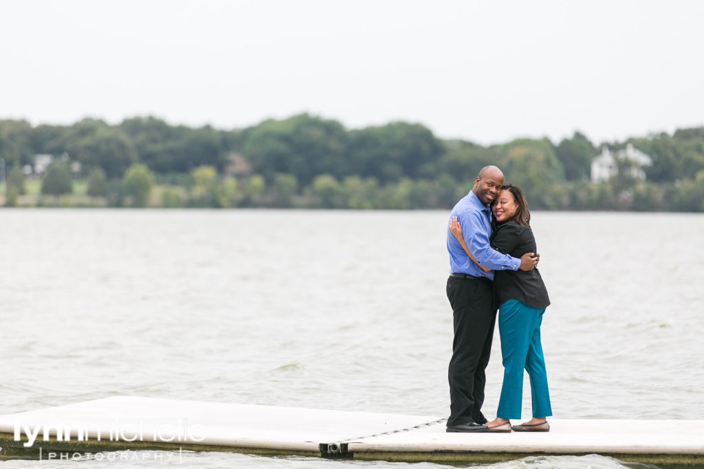 lake engagement pictures