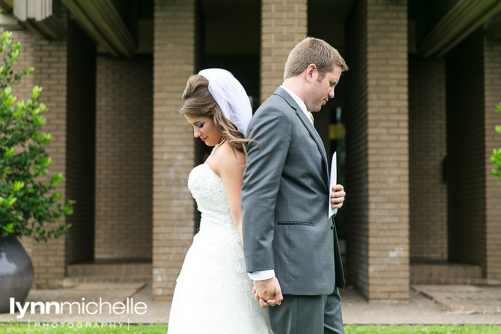 bride and groom outside at mlc ft worth